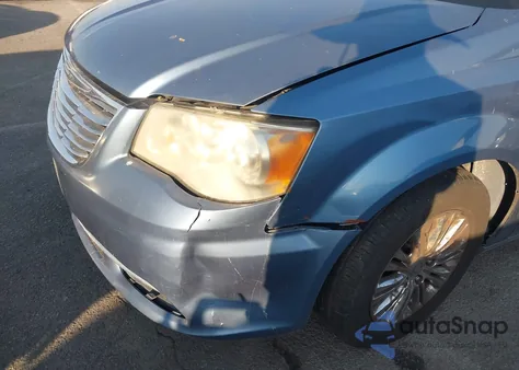 2011 Chrysler Town & Country Limited из США, поврежденный, VIN 2A4RR6DG0BR747284